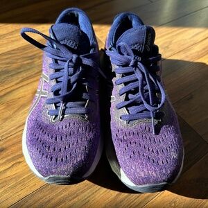 Pretty purple Asics gel runners (training shoes)